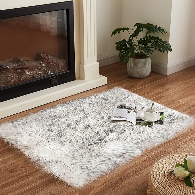 Goolela Faux Sheepskin Fur Rug Fluffy Fuzzy Furry Rug for Bedroom Dorm 2x3 Bedside White with Grey Tips Living Room Decor Small Plush Carpet Shaggy Washable Rectangle