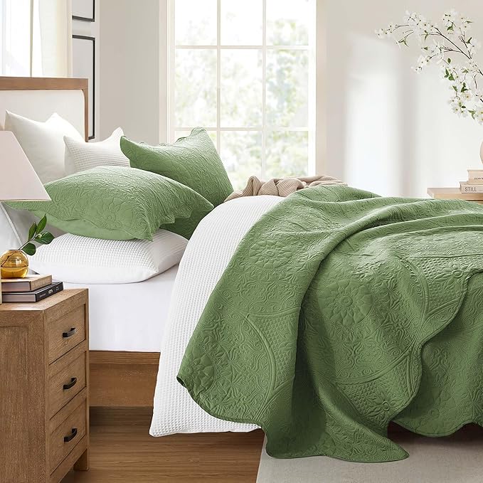 IR Imperial Rooms Queen Quilt Bedding Set Size (90" x 96") + 2 Pillow Shams (20" x 26"+ 2") - 3 Pcs All Season Lightweight Reversible Microfiber Coverlet Floral Embossed Quilt Bedspread (Olive Green)