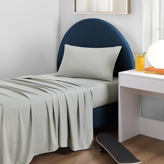 CASUAL LIVING Twin Sheets Set 3 Piece Cooling Sheets with 1 Pillowcase Soft Microfiber Hypoallergenic Washable Bed Set Deep Pocket Lightweight Bedding for College Dorm Essentials, Twin, Sage Green